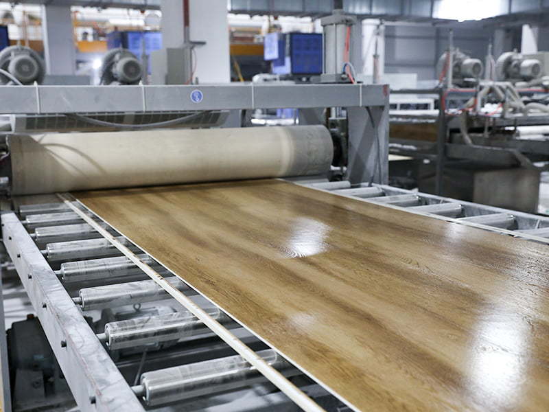Advantages of vinyl plank flooring
